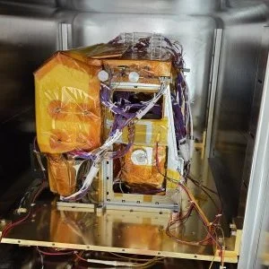 Etuvage sous vide de l'instrument DraMS-GC sur DRAGONFLY