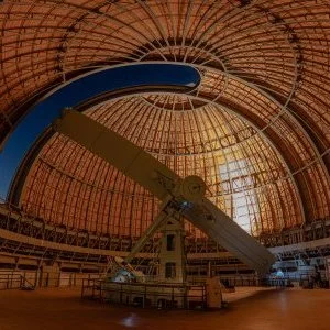 La grande lunette de Meudon retrouve les étoiles